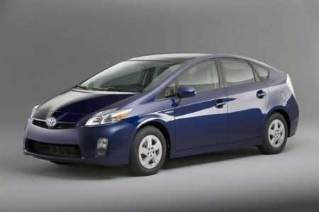 toyota-prius-launch-2010